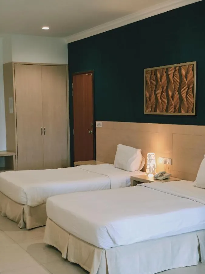 Golden View Serviced Apartments Tanjung Tokong 0*,